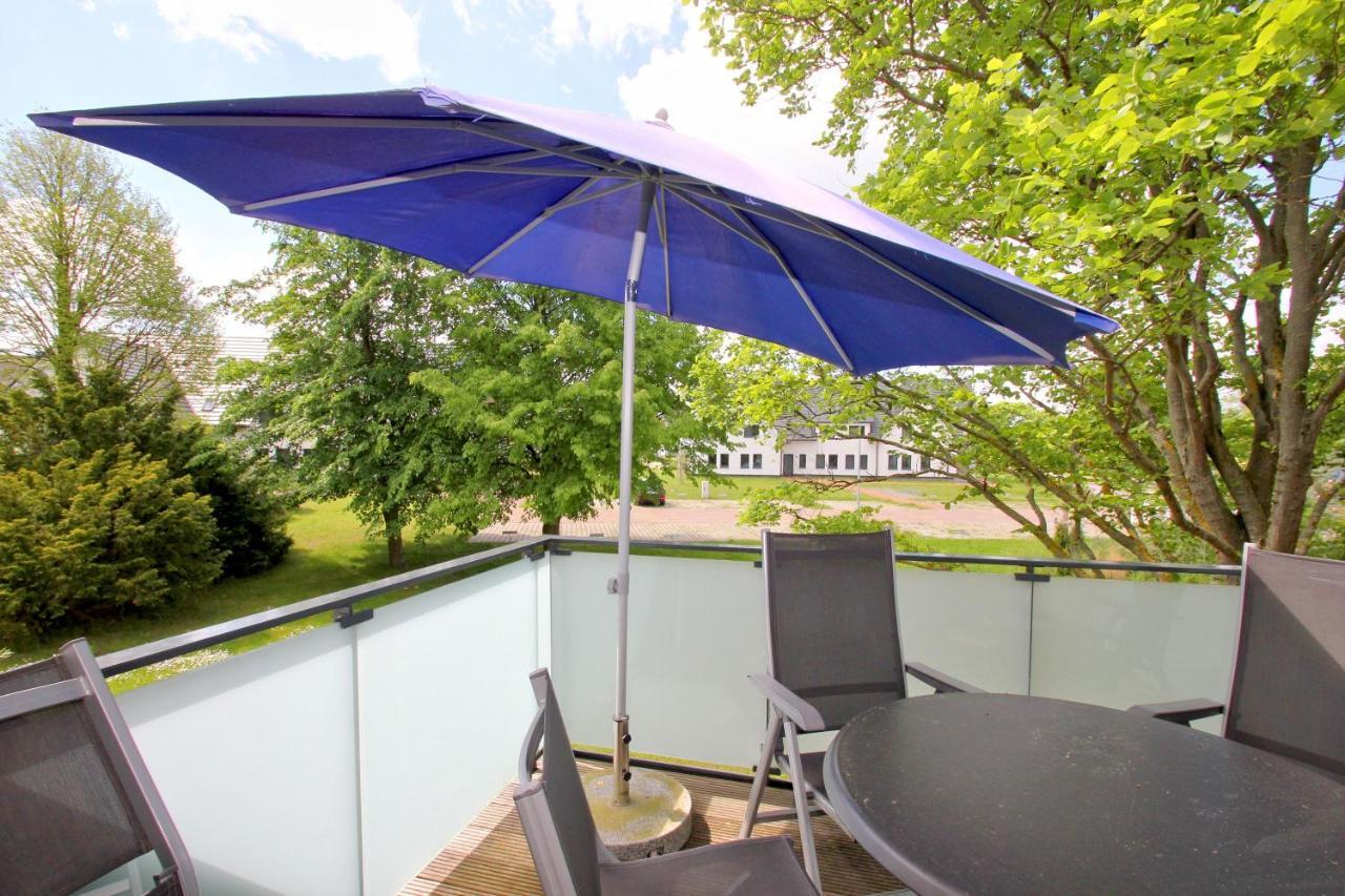 Strandnahe Fewo Mit Balkon, Gratis Nutzung Vom Ahoi Erlebnisbad Und Sauna In Sellin - Rex Rugia Fewo 30-6 洛布 外观 照片